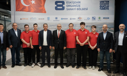 TEKNOFEST’te 4 Türkiye derecesi alan öğrencilerden Eskişehir OSB’ye ziyaret