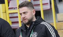 Eskişehirspor’da Saygı’dan tehdit ve komisyon iddialarına yanıt: "İstifam fayda sağlayacaksa düşünmem"