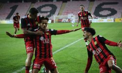 Eskişehirspor ilk yarıda farka koştu
