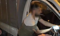 Eskişehir’de dehşet anları: Kadın seyir halindeki kamyonetten atladı