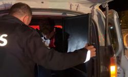 Kaçmak için her yolu deneyen alkollü sürücü yakayı ele verdi... O anlar kamerada