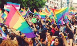 LGBTİ+ derneklerine operasyon: 26 kişi gözaltına alındı