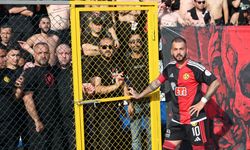 Eskişehirspor tribününden takıma devre arası uyarı