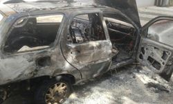 Eskişehir'de kundaklandığı iddia edilen otomobil küle döndü