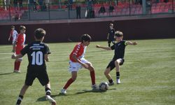 Gol ve çekişme bir arada