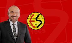 Albayrak’tan Eskişehirspor’a 226 kombine desteği