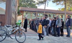 Eskişehir'de yeğeni tarafından öldürülen amca son yolculuğuna uğurlandı
