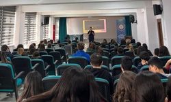 Eskişehir’de 490 öğrenci siber suçlara karşı bilgilendirildi