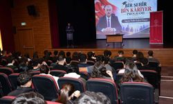 Eskişehir’de öğrenciler kariyer yolculuğuna ilham veren isimlerle buluştu