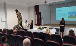 Eskişehir'de velilere yönelik "Okul ve Aile" semineri düzenlendi