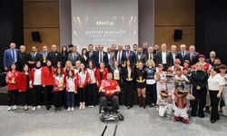 Eskişehir’de Hasan Kalın’a Sporun Altyapısına Katkı Ödülü