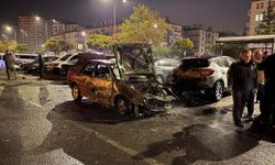 Kayseri’de kaza sonrası otomobil alev aldı: 3 araç daha zarar gördü