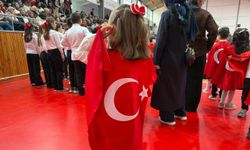 Sivrihisar'da Cumhuriyet coşkusu salonu kırmızı beyaza bürüdü
