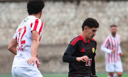 Zirveyle aradaki fark 3 'e indi