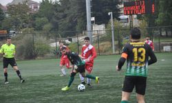 Zirvede sıkı mücadele