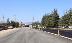 Eskişehir’de 100. Yıl Bulvarı’nda asfalt çalışmaları tamamlandı