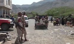 Yemen’de koalisyondan Husilerin kullandığı otele hava saldırısı