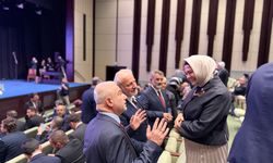 Gürcan, Türkiye Maarif Vakfının 10. yıl programına katıldı