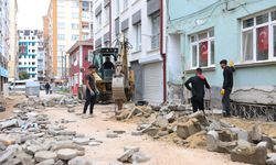 Tepebaşı’nda yol ve kaldırımlar yenileniyor