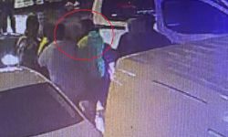 Park halindeki araca çarptı, ihbara gelen polise kafa attı: Alkollü sürücü gözaltına alındı