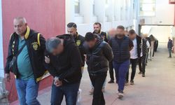 17 sigorta şirketini 76 kurgulanmış kazayla dolandırdılar: 79 şüpheli adliyeye sevk edildi
