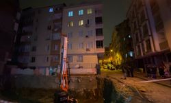 Bahçelievler’de iki binanın zemininde çökme: 20 daire tahliye edildi