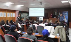 Odunpazarı Belediyesi'nde kadın personele meme kanseri semineri