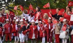 Anadolu Üniversitesi kreşinde Cumhuriyet’in 103. yılı coşkuyla kutlandı