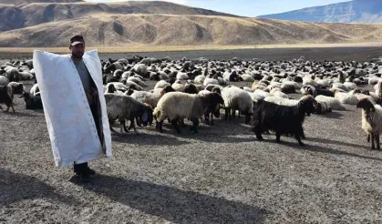 Kalp Gölü’nde kartpostallık görüntüler