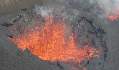 ABD’nin Hawaii adasındaki Kilauea Yanardağı lav püskürttü