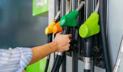 Benzine zam geldi: İşte güncel fiyatlar!