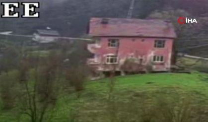 Kastamonu’da heyelan sebebiyle tahliye edilen ev çöktü: O anlar kamerada