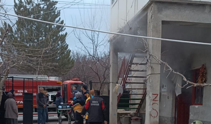 İki katlı evde yangın çıktı: Ölü ve yaralılar var
