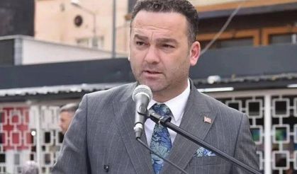 Hasbi Dede CHP'den ihraç edildi