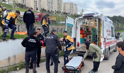 Dereye düşen adamı ekipler kurtardı