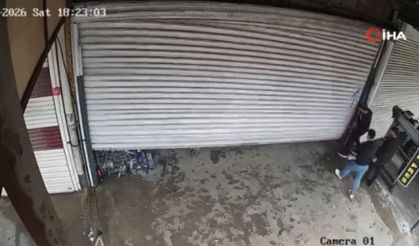 Kapanmayan otomatik kepengin tek darbeyle yerle bir olduğu anlar kamerada