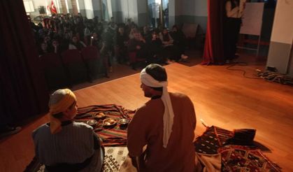 Eskişehir'de 'Bizim Yunus' tiyatro oyunu ilgiyle izlendi