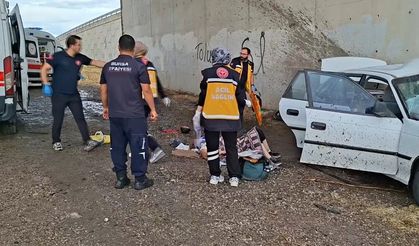 Kavşakta feci kaza: 3 ölü, 2 ağır yaralı