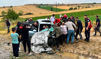 Üç araç çarpıştı: 1 ölü, 5 yaralı