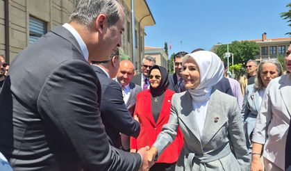 Aile ve Sosyal Hizmetler Bakanı Göktaş'tan Eskişehir Valiliği'ne ziyaret