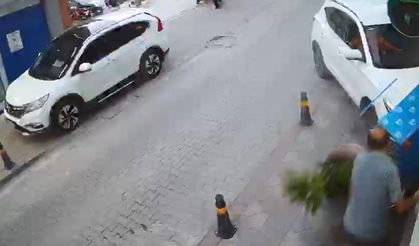 Kontrolden çıkan otomobil iş yerine daldı, facianın eşiğinden dönüldü