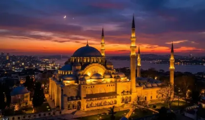 Üç aylar ne zaman başlıyor? İşte Diyanet kandil takvimi