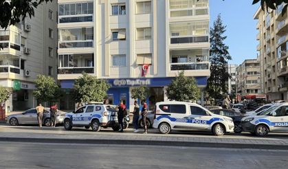 İzmir'de banka soygunu: Rehineler var