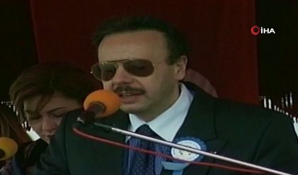 Eski Bakanın kayıp telefonu için dava: "Delil niteliğindeki cep telefonu yok edildi"