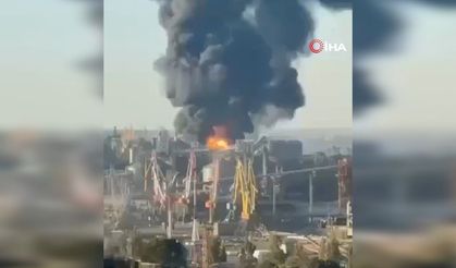 Rusya'dan Karadeniz'de iki kargo gemisine saldırı