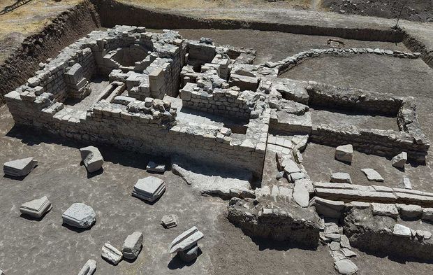 Bin 700 yıllık Roma hamamında yerden ısıtmalı sistem ortaya çıktı