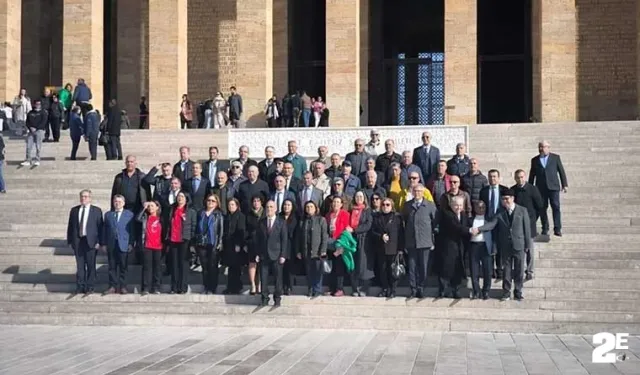 Ders zili çalmayan okul 100. Yılını Ata’nın huzurunda kutladı