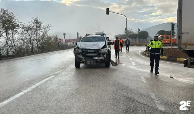 Kavşakta zincirleme trafik kazası!