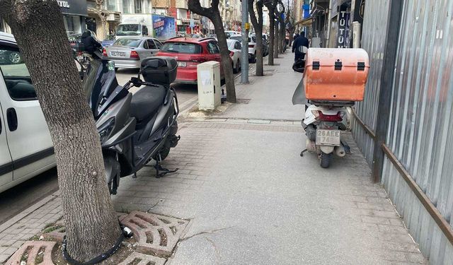 Eskişehir’de motosiklet sürücüleri park yeri bulmakta zorlanıyor