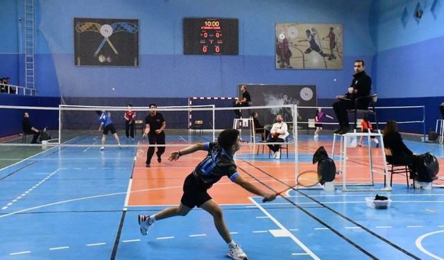 Badminton'da zorlu sınav